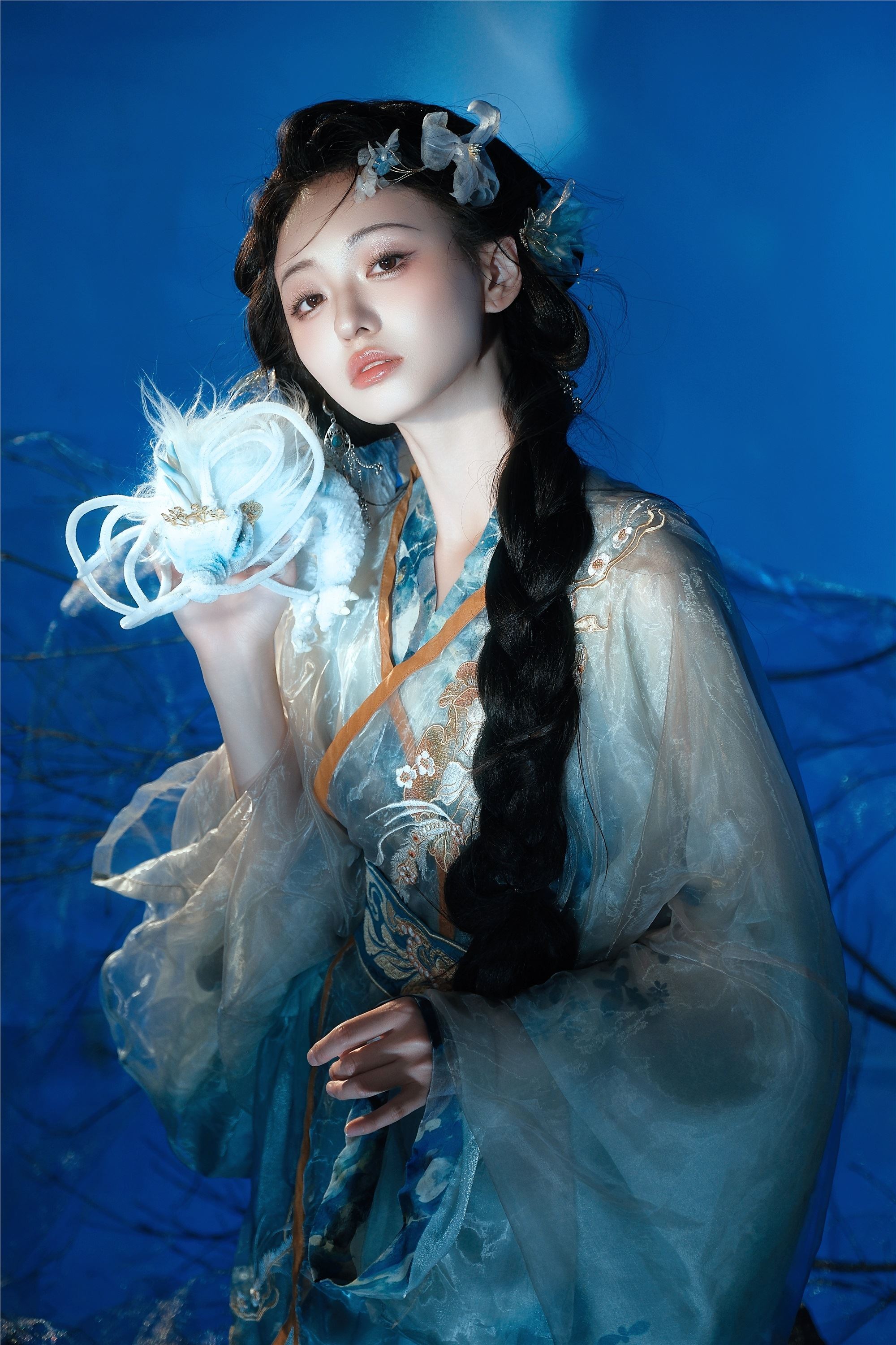 YITUYU艺图语 2025.01.02 蓝龙 小羊爱干饭